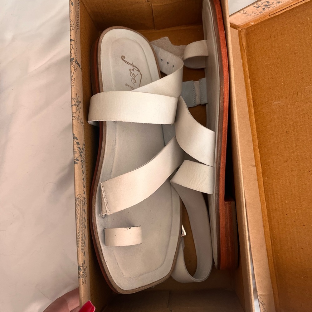 Free people sandals